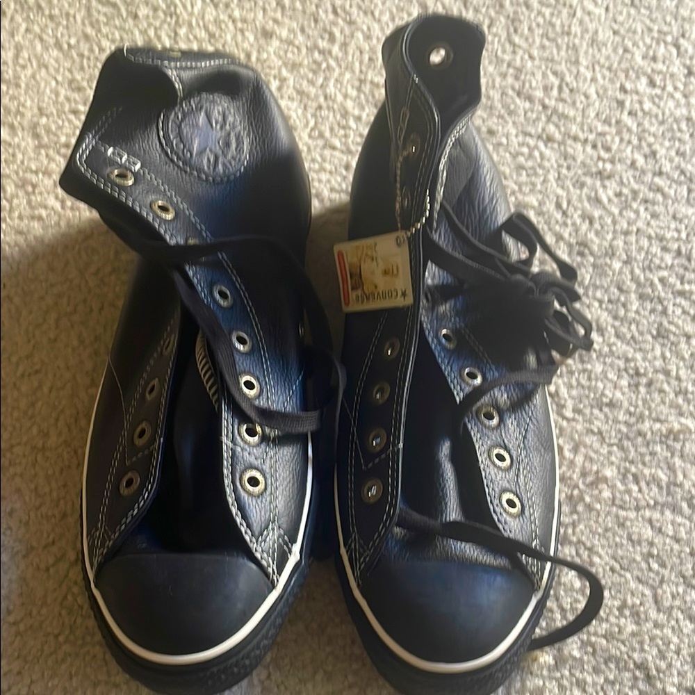 Black High-Top Sneakers Converse NWT